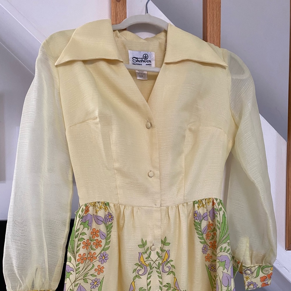 Alfred Sheehan Hawaii California collection Vintage 70s yellow floral maxi dress - Picture 2 of 5